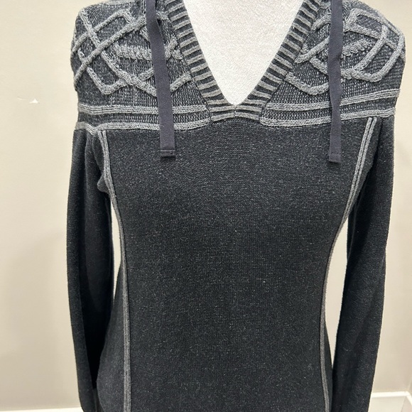 Eddie Bauer hoodie sweater - Picture 2 of 6